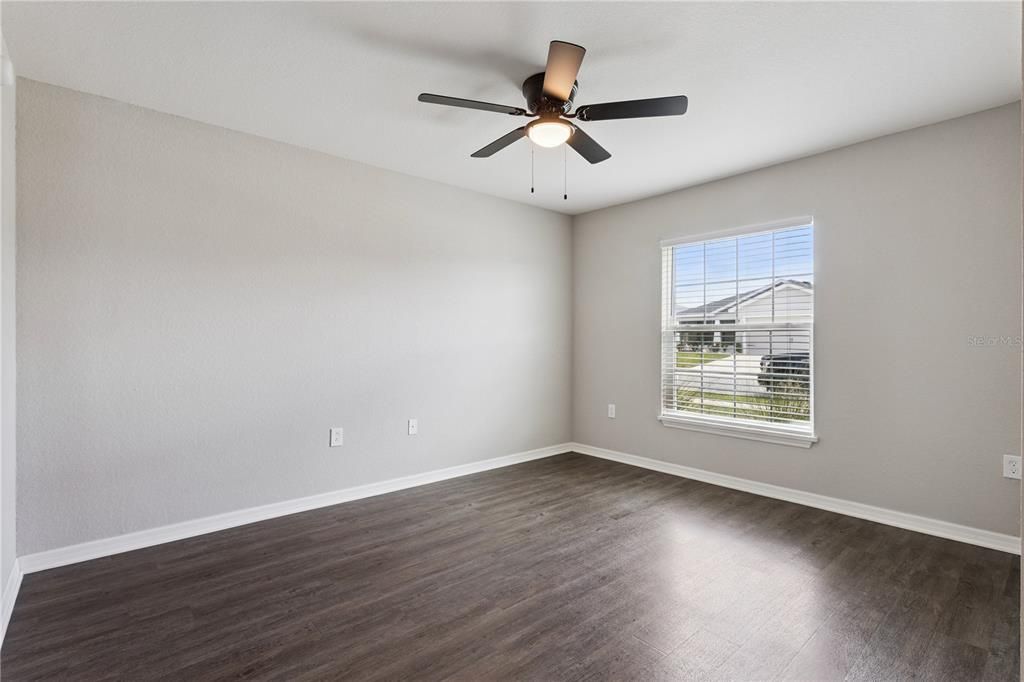En Venta: $348,000 (3 camas, 2 baños, 2074 Pies cuadrados)