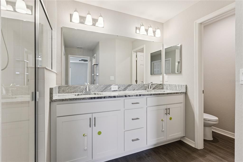 En Venta: $348,000 (3 camas, 2 baños, 2074 Pies cuadrados)