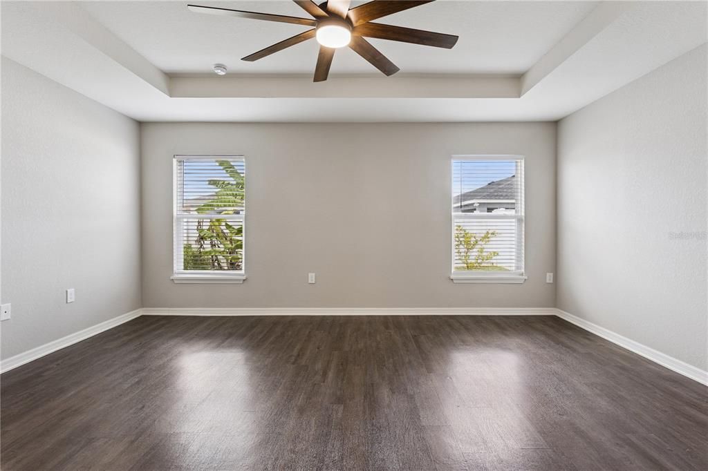 En Venta: $348,000 (3 camas, 2 baños, 2074 Pies cuadrados)