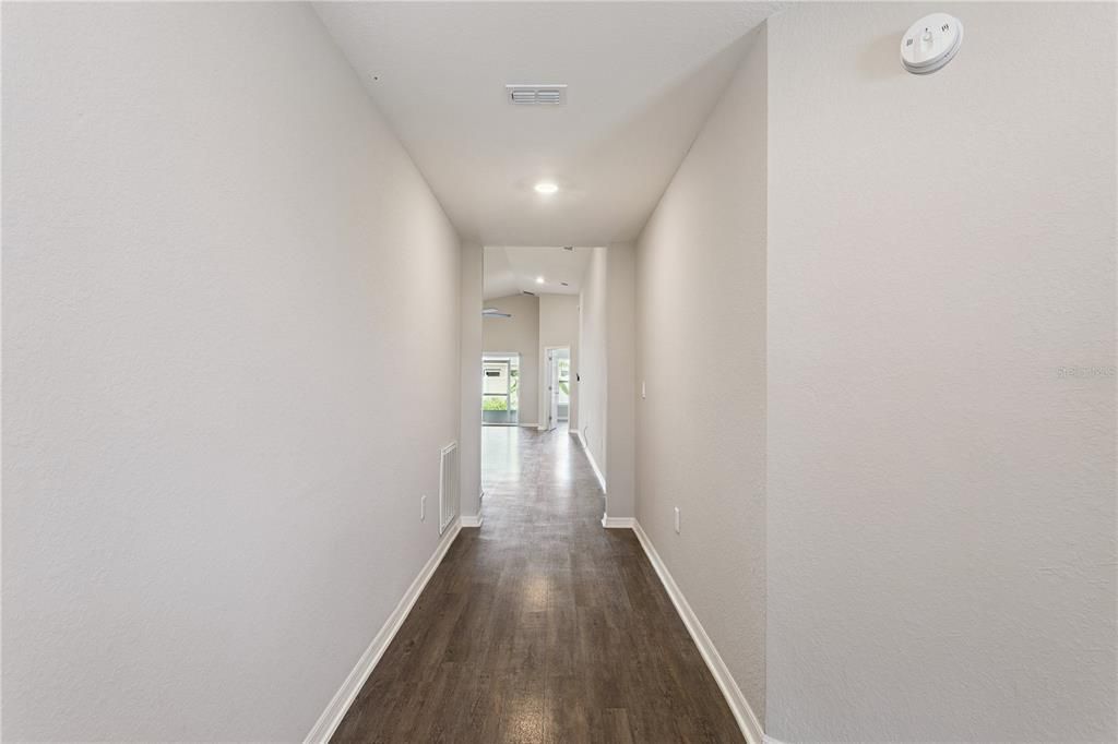 En Venta: $348,000 (3 camas, 2 baños, 2074 Pies cuadrados)