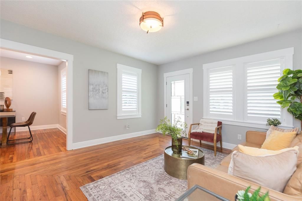 For Rent: $3,600 (4 beds, 3 baths, 1793 Square Feet)