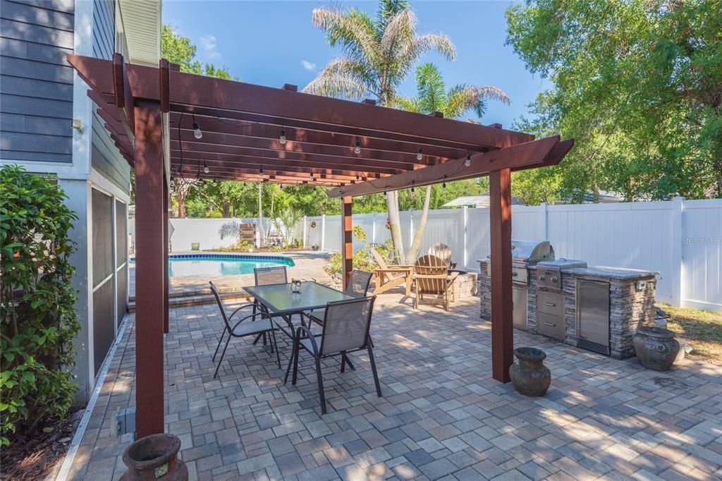 For Rent: $3,600 (4 beds, 3 baths, 1793 Square Feet)