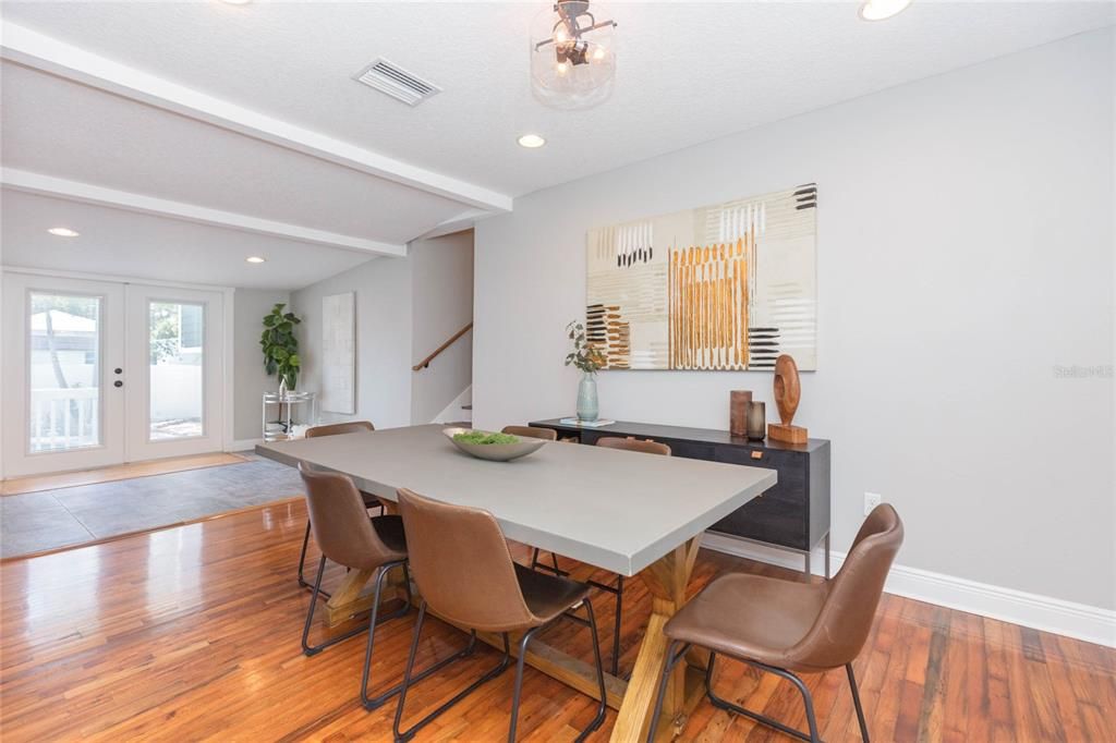 For Rent: $3,600 (4 beds, 3 baths, 1793 Square Feet)