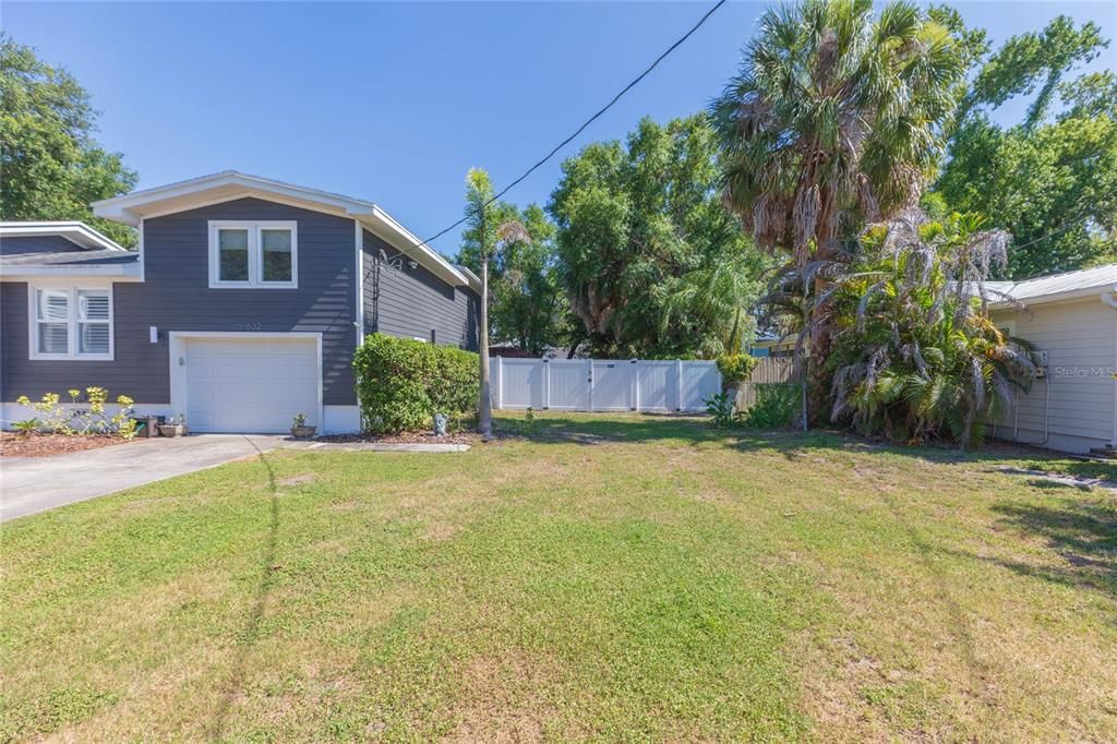 For Rent: $3,600 (4 beds, 3 baths, 1793 Square Feet)