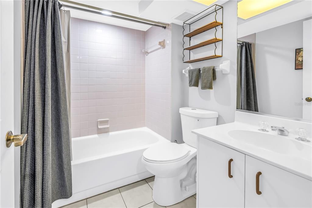 For Sale: $709,900 (2 beds, 2 baths, 1470 Square Feet)