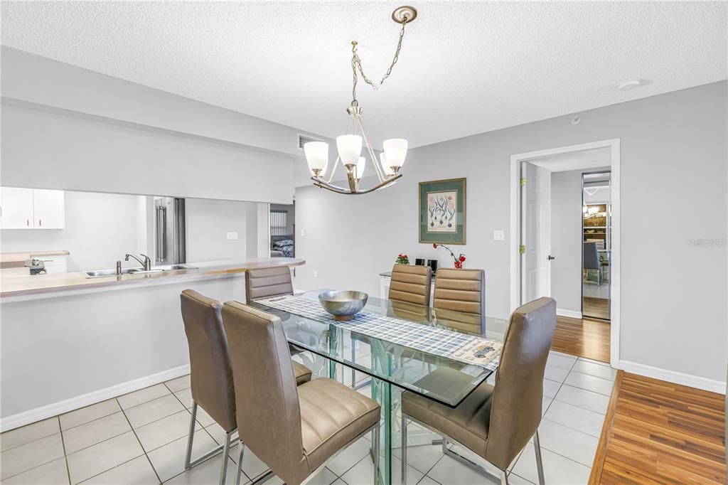 For Sale: $709,900 (2 beds, 2 baths, 1470 Square Feet)