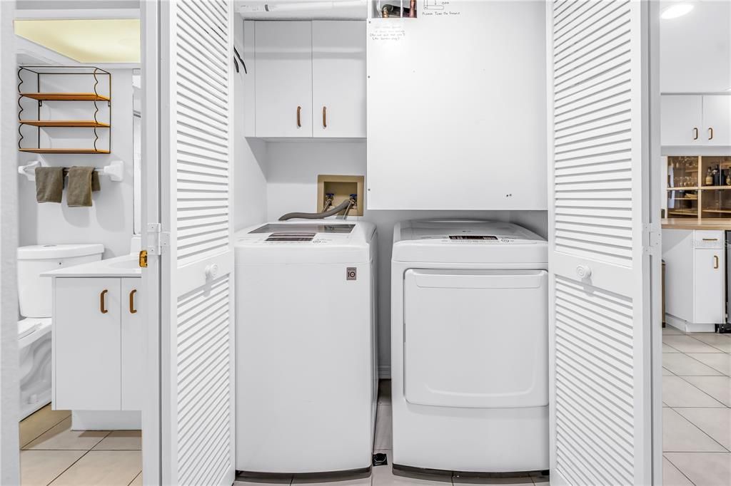 For Sale: $709,900 (2 beds, 2 baths, 1470 Square Feet)