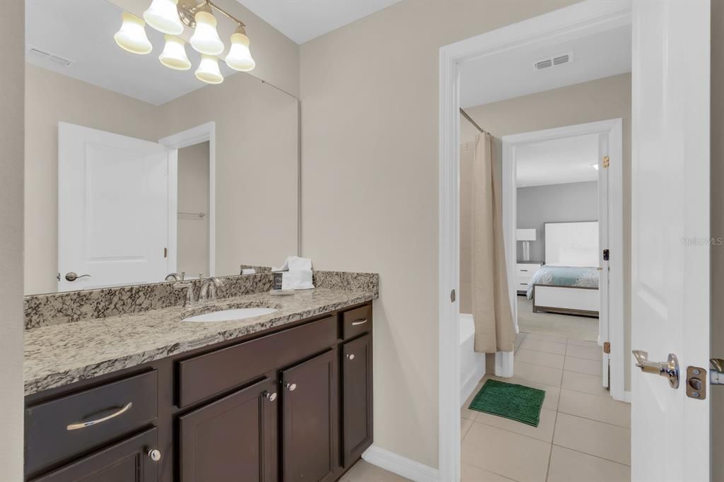 For Sale: $750,000 (9 beds, 6 baths, 4399 Square Feet)