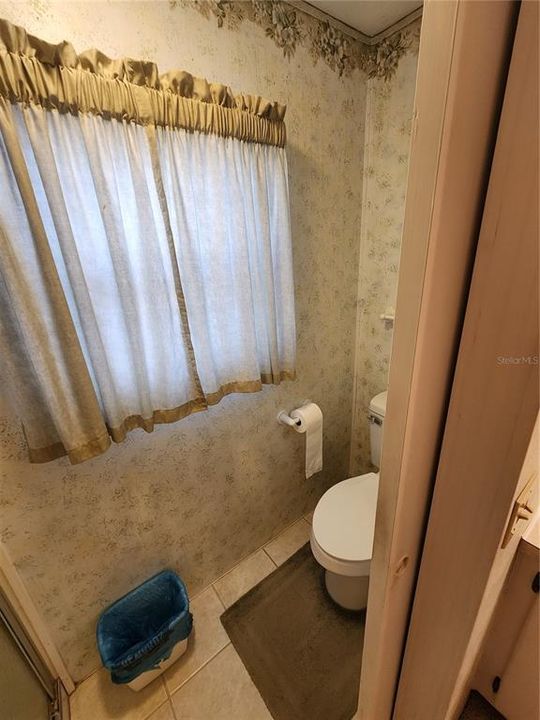 For Sale: $129,000 (2 beds, 2 baths, 960 Square Feet)