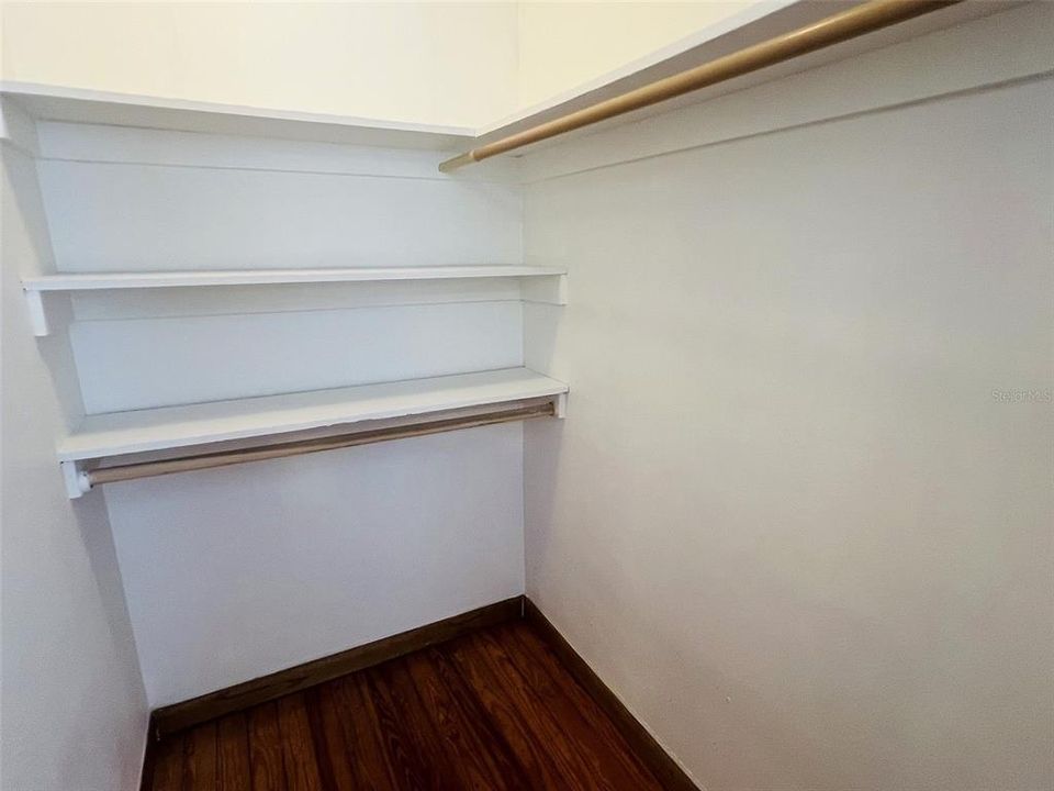 For Rent: $1,500 (1 beds, 1 baths, 399 Square Feet)
