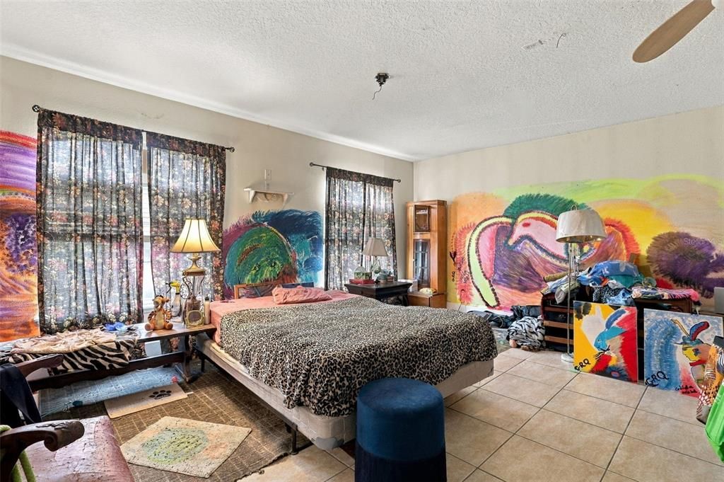 For Sale: $290,000 (3 beds, 2 baths, 1828 Square Feet)