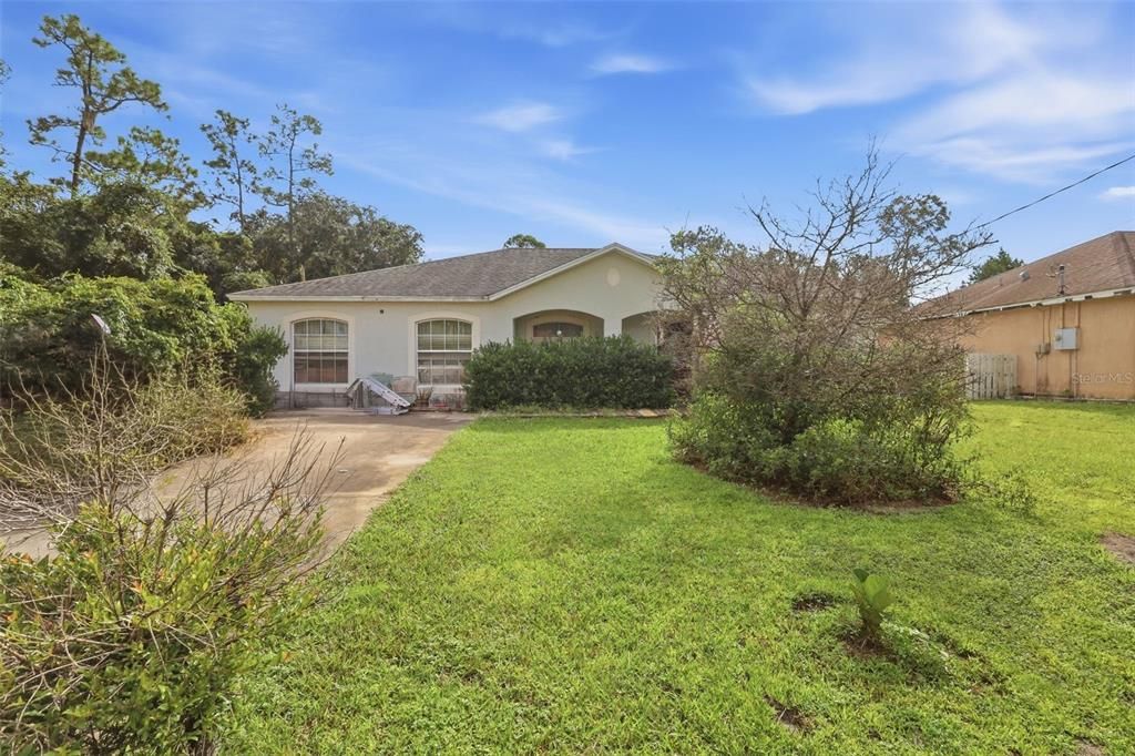 For Sale: $290,000 (3 beds, 2 baths, 1828 Square Feet)