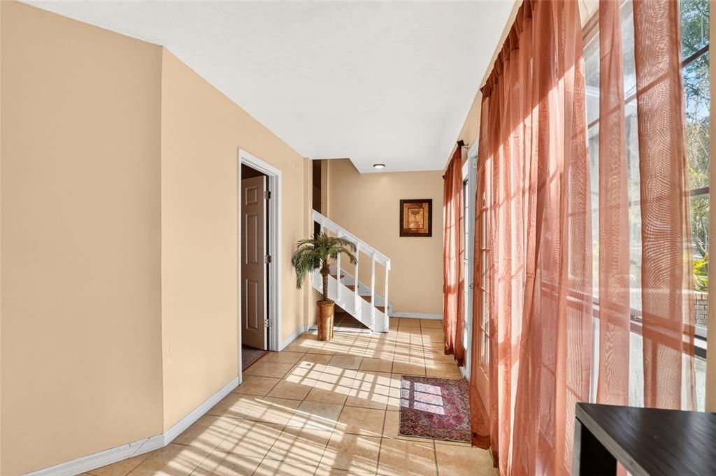 En Venta: $470,000 (4 camas, 3 baños, 3710 Pies cuadrados)