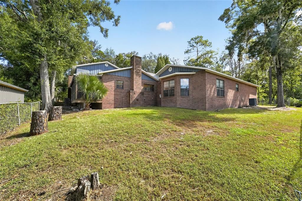 En Venta: $470,000 (4 camas, 3 baños, 3710 Pies cuadrados)