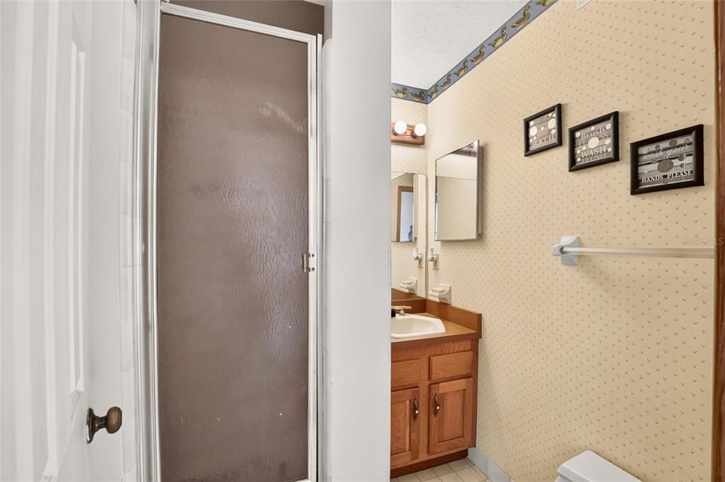 En Venta: $470,000 (4 camas, 3 baños, 3710 Pies cuadrados)