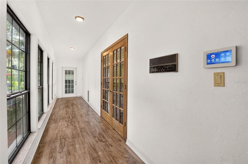 En Venta: $470,000 (4 camas, 3 baños, 3710 Pies cuadrados)