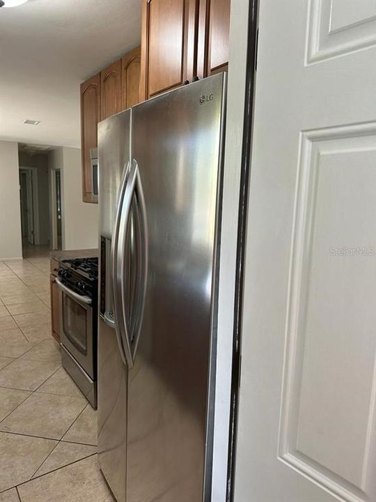 En Renta: $2,995 (3 camas, 2 baños, 1250 Pies cuadrados)