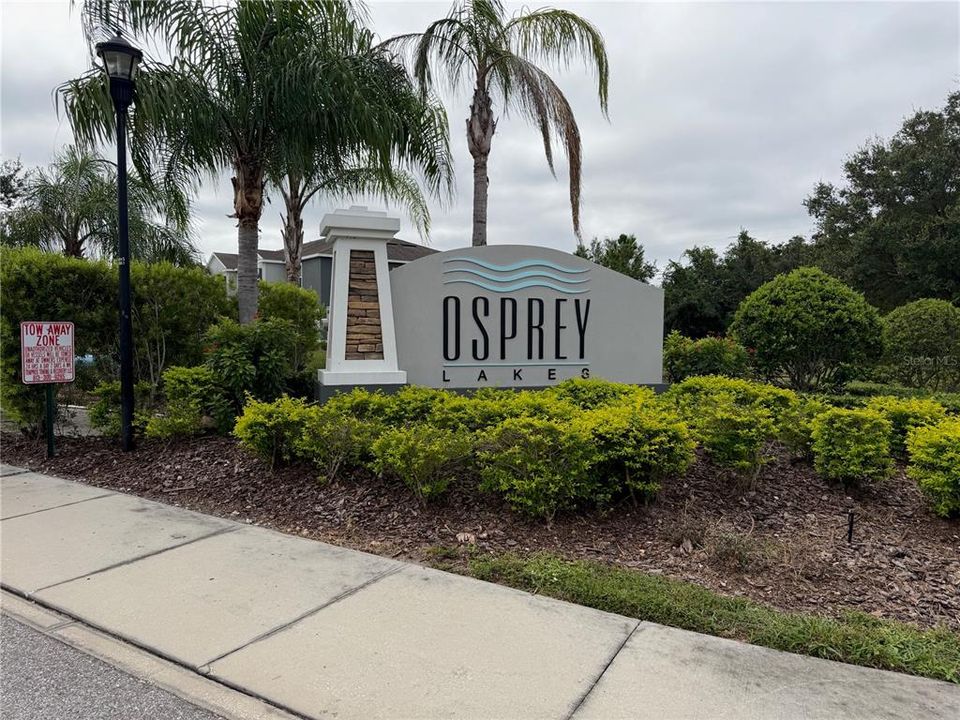 For Rent: $2,100 (3 beds, 2 baths, 1707 Square Feet)