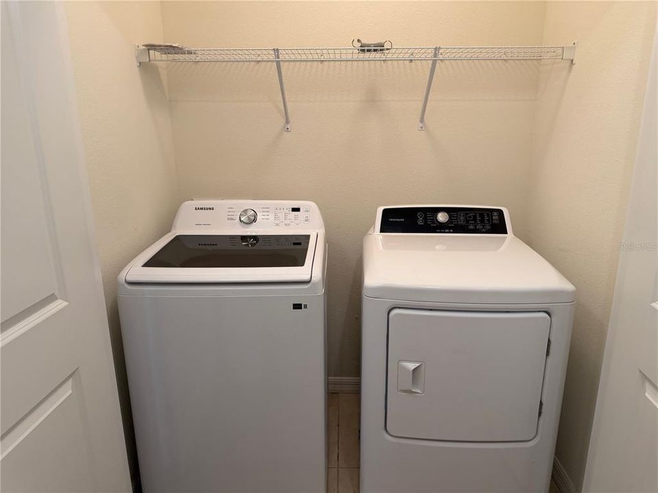 For Rent: $2,100 (3 beds, 2 baths, 1707 Square Feet)