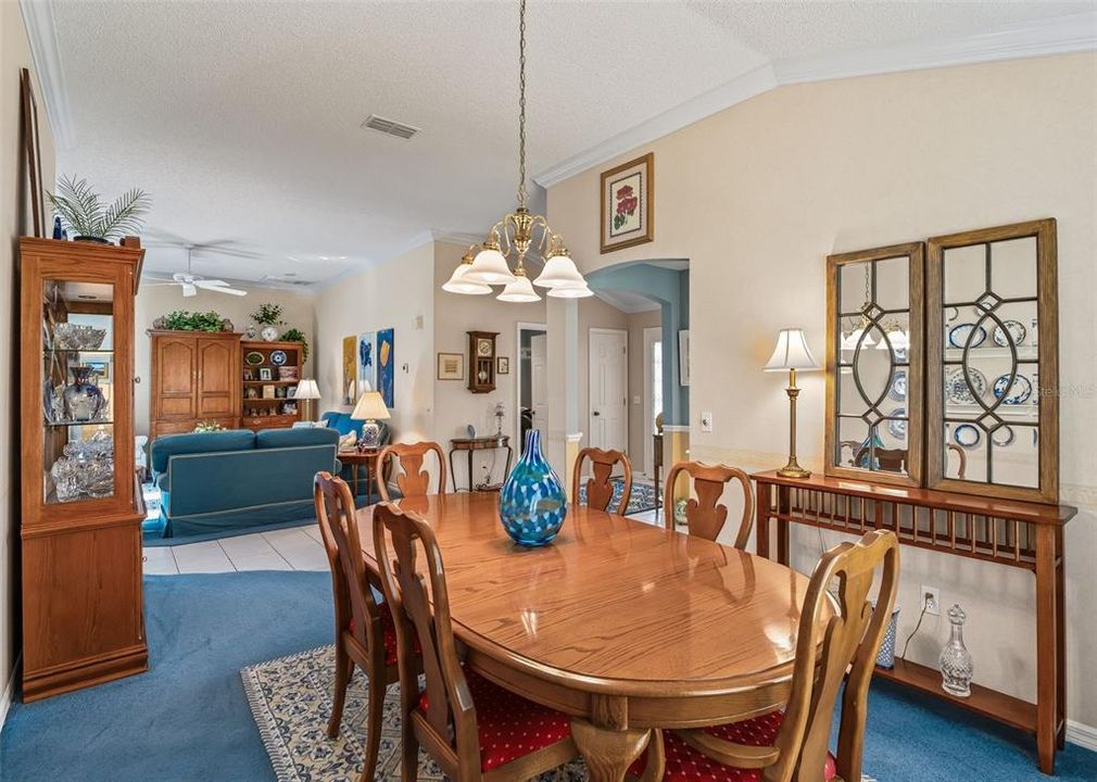 For Sale: $356,000 (3 beds, 2 baths, 1904 Square Feet)