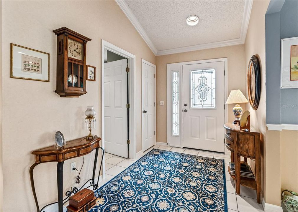 For Sale: $356,000 (3 beds, 2 baths, 1904 Square Feet)
