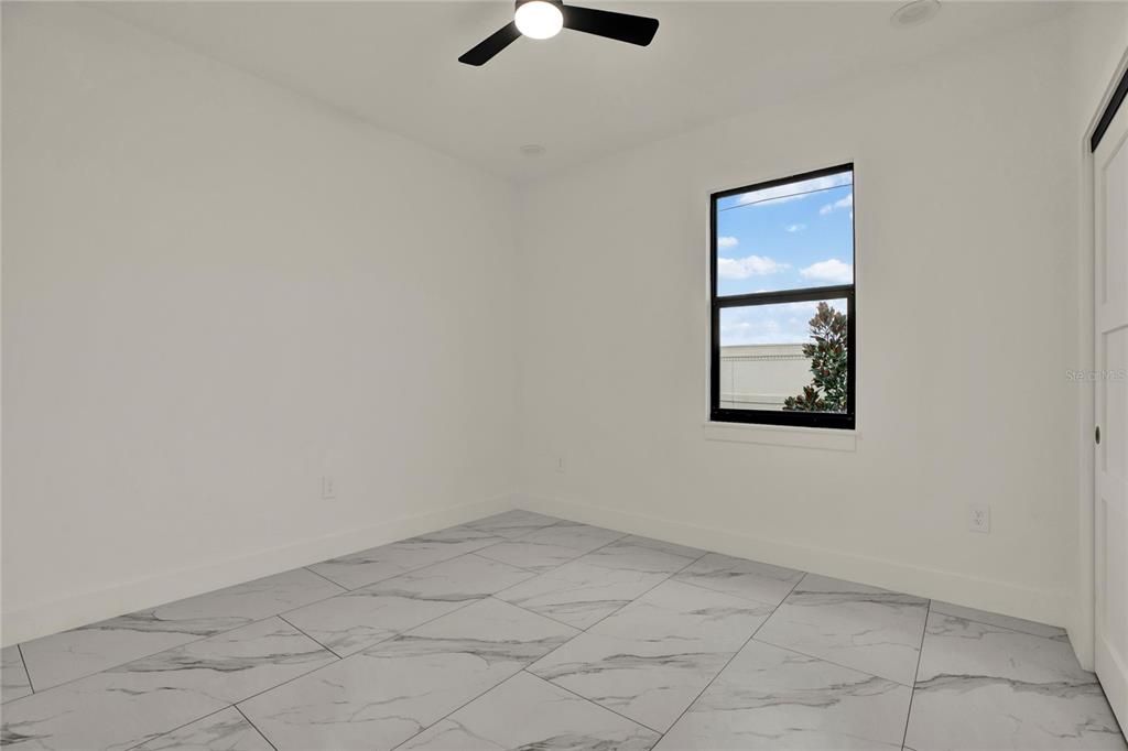 For Sale: $565,000 (3 beds, 2 baths, 1441 Square Feet)