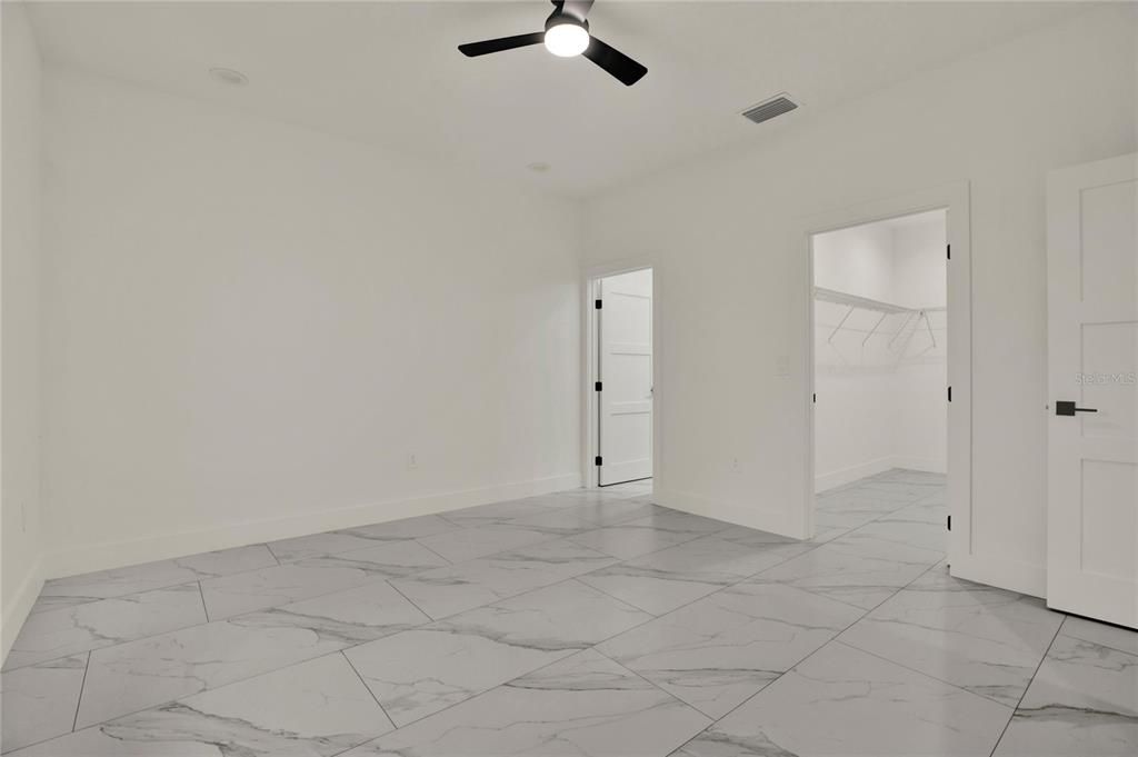 For Sale: $565,000 (3 beds, 2 baths, 1441 Square Feet)