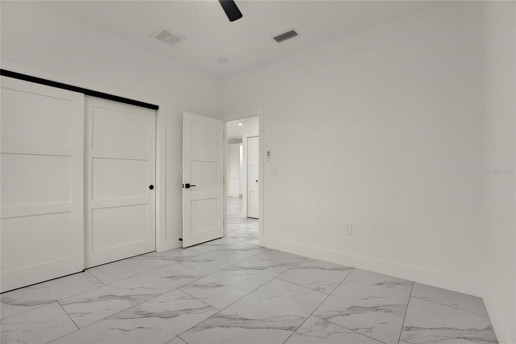 For Sale: $565,000 (3 beds, 2 baths, 1441 Square Feet)