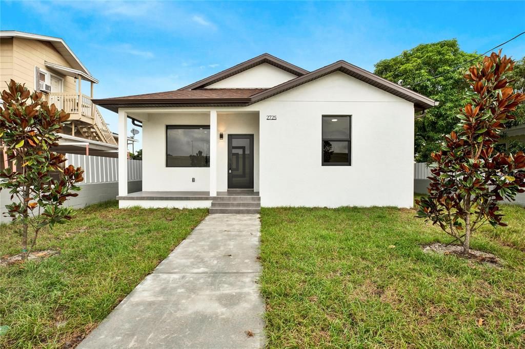 For Sale: $565,000 (3 beds, 2 baths, 1441 Square Feet)