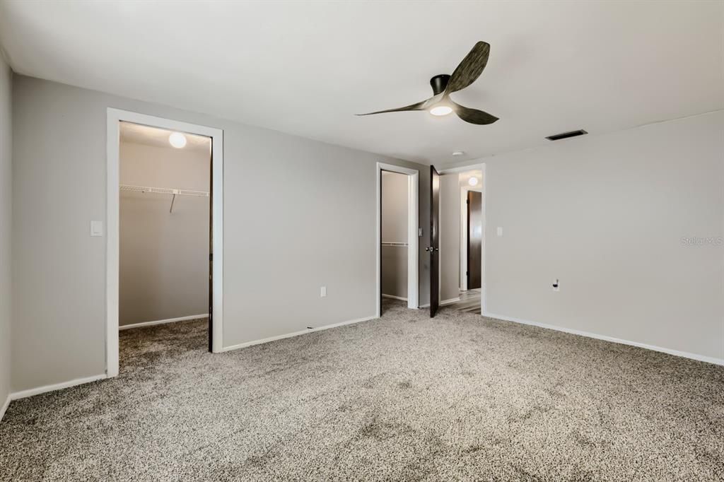 For Sale: $240,000 (3 beds, 2 baths, 1444 Square Feet)