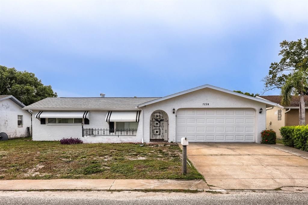 For Sale: $240,000 (3 beds, 2 baths, 1444 Square Feet)
