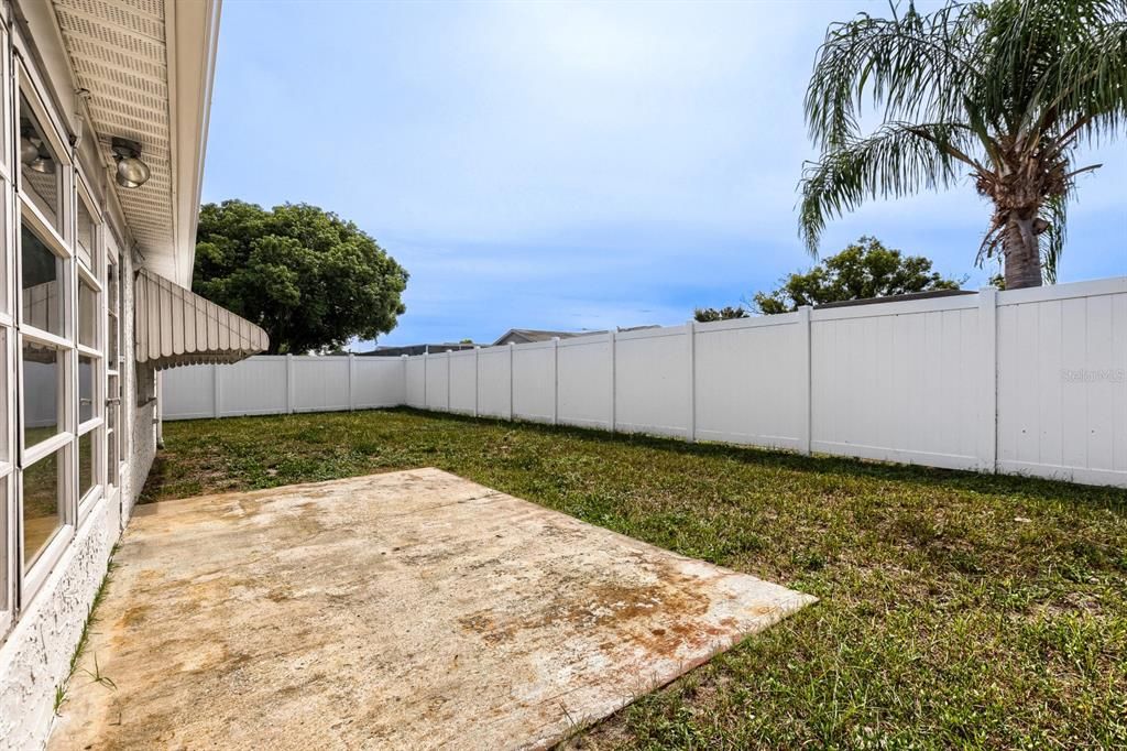 For Sale: $240,000 (3 beds, 2 baths, 1444 Square Feet)