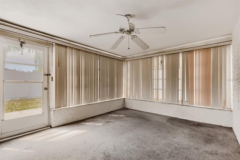 For Sale: $240,000 (3 beds, 2 baths, 1444 Square Feet)
