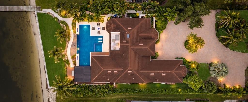 На продажу: $4,399,000 (4 спален, 4 ванн, 4539 Квадратных фут)