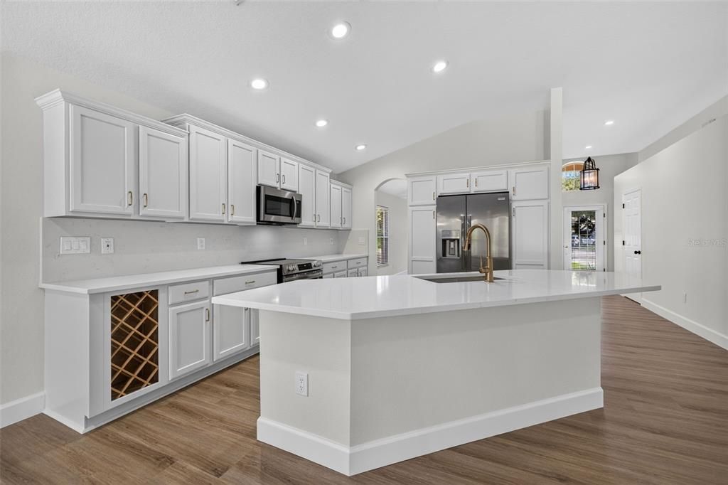 For Sale: $524,000 (3 beds, 2 baths, 1831 Square Feet)