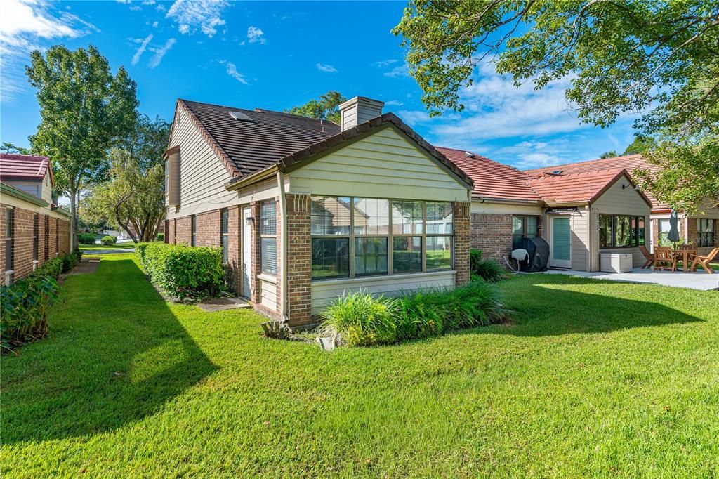 For Sale: $249,000 (3 beds, 2 baths, 2008 Square Feet)