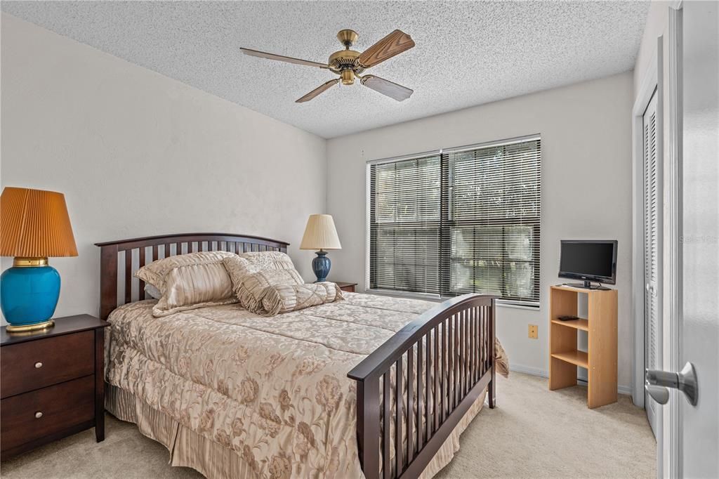 For Sale: $249,000 (3 beds, 2 baths, 2008 Square Feet)