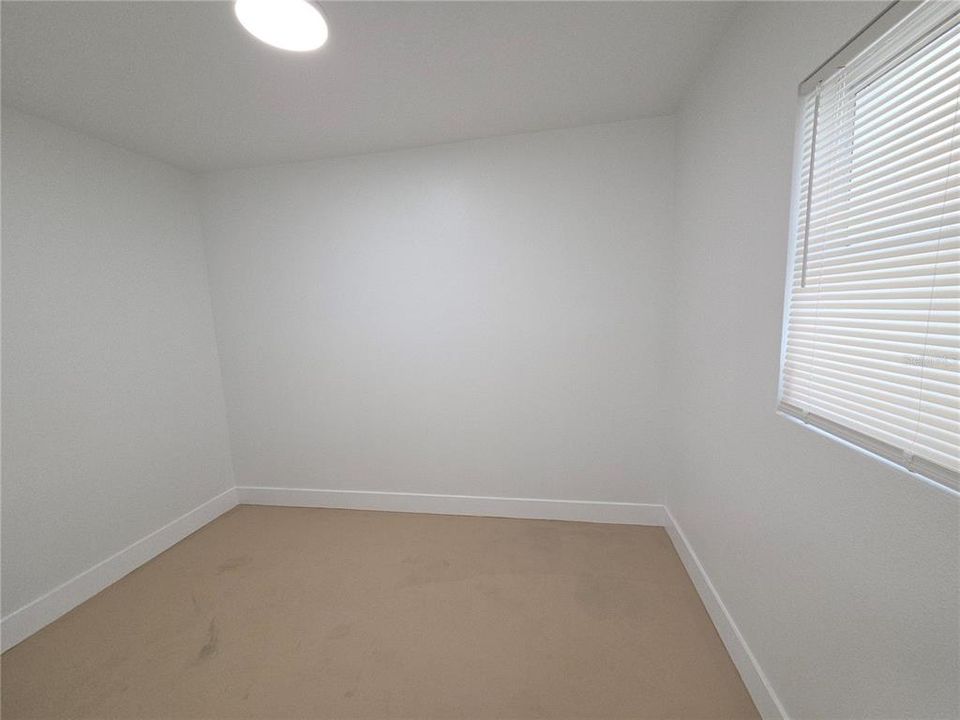 For Sale: $299,900 (3 beds, 2 baths, 1054 Square Feet)