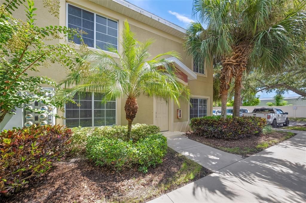 For Sale: $240,000 (3 beds, 2 baths, 1200 Square Feet)
