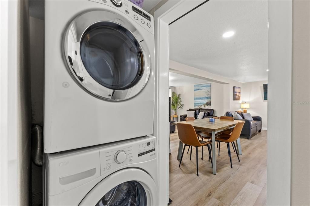 На продажу: $530,000 (3 спален, 2 ванн, 1447 Квадратных фут)