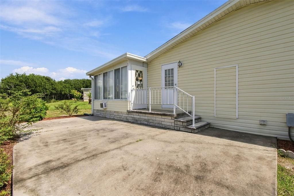En Venta: $179,900 (2 camas, 2 baños, 1296 Pies cuadrados)