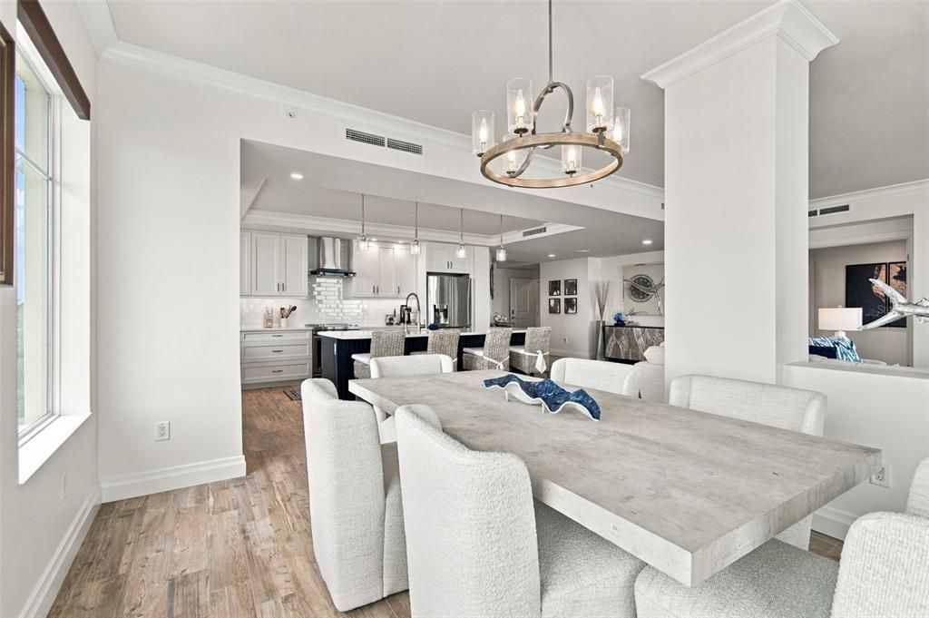 En Venta: $2,940,000 (3 camas, 3 baños, 2495 Pies cuadrados)