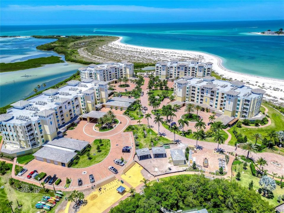 En Venta: $2,940,000 (3 camas, 3 baños, 2495 Pies cuadrados)
