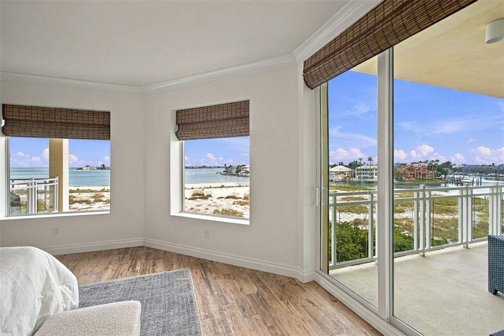 En Venta: $2,940,000 (3 camas, 3 baños, 2495 Pies cuadrados)