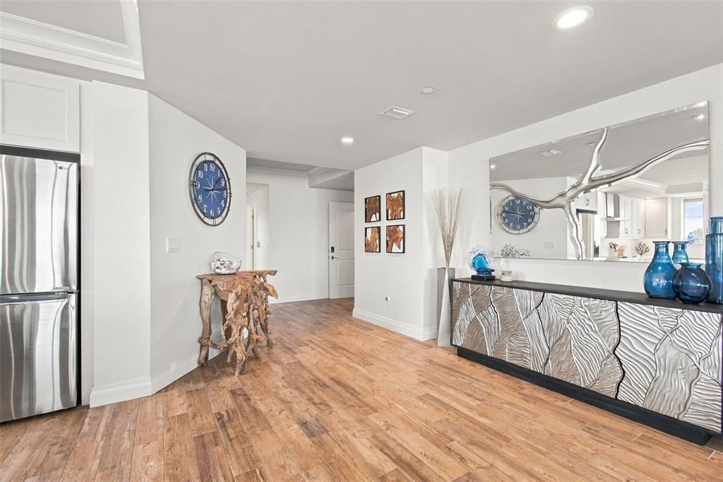 En Venta: $2,940,000 (3 camas, 3 baños, 2495 Pies cuadrados)