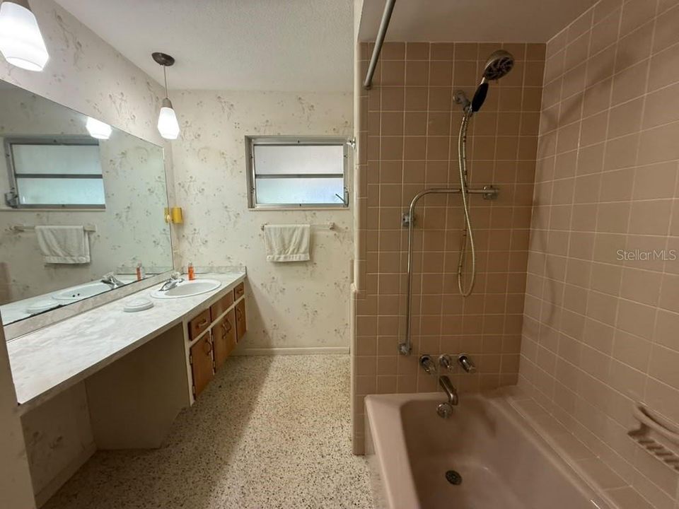 En Venta: $149,900 (2 camas, 2 baños, 1260 Pies cuadrados)
