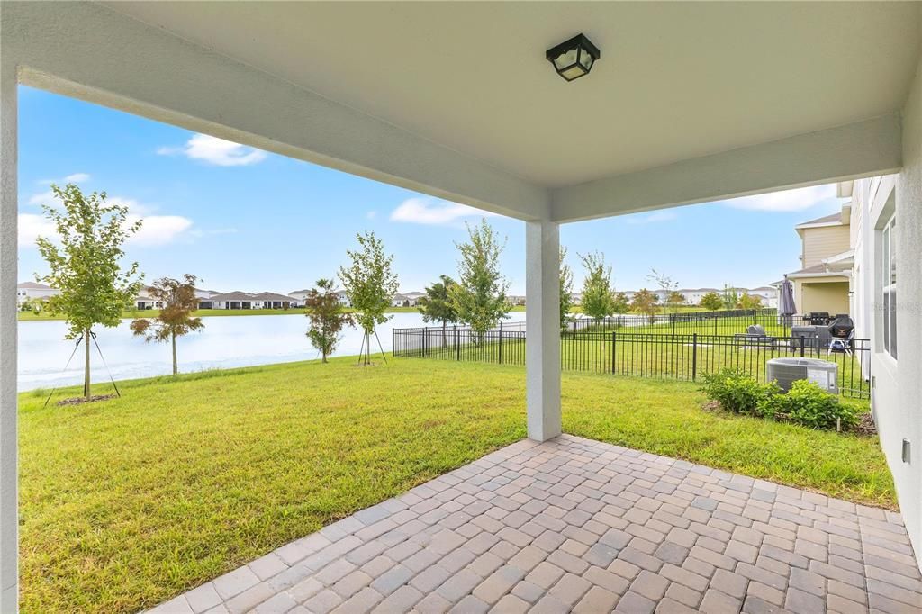 For Rent: $2,800 (4 beds, 3 baths, 2207 Square Feet)
