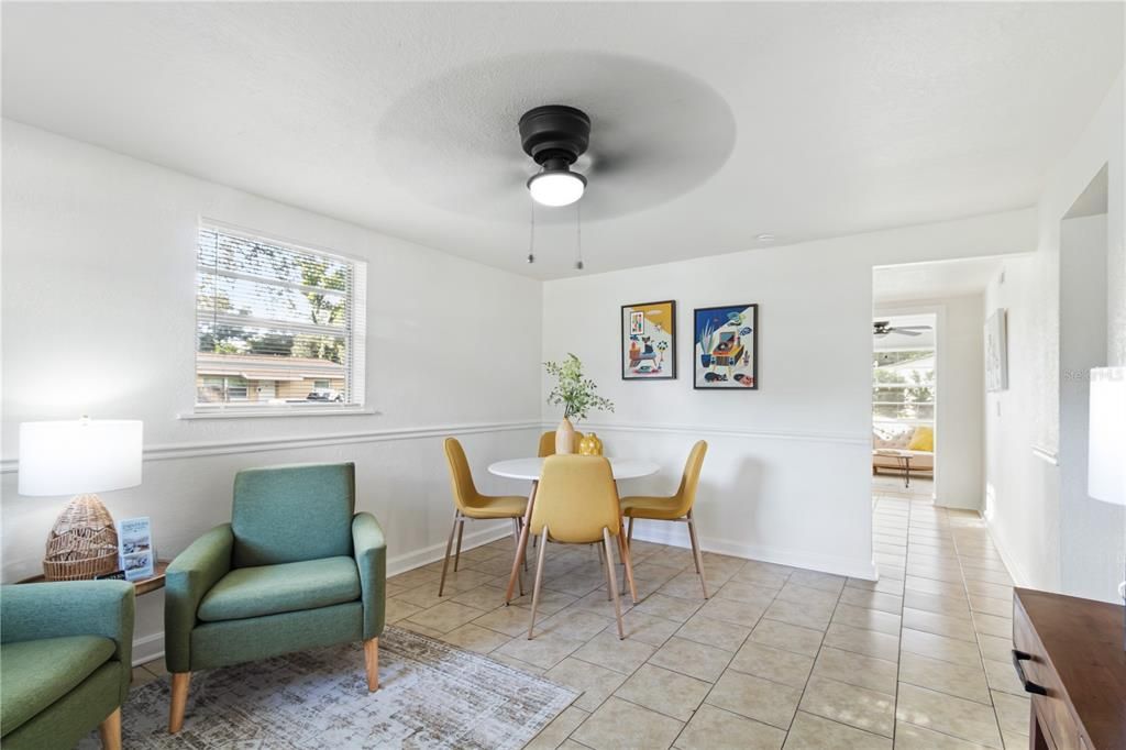 En Venta: $245,000 (2 camas, 1 baños, 864 Pies cuadrados)
