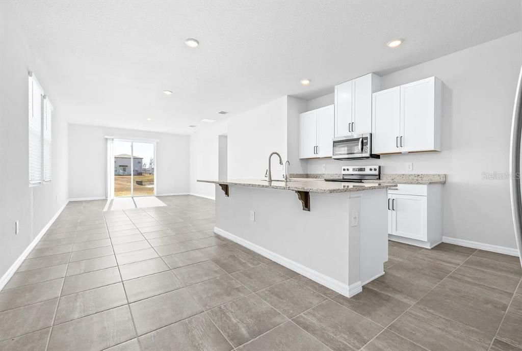 For Rent: $2,250 (4 beds, 2 baths, 1340 Square Feet)
