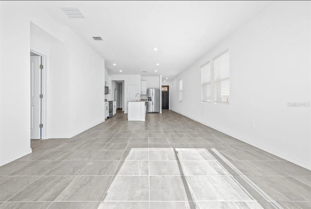 For Rent: $2,250 (4 beds, 2 baths, 1340 Square Feet)